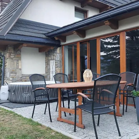 Poziom 986 Aparthotel 3*