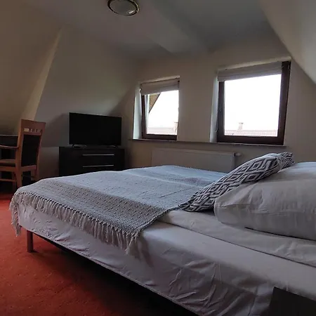 Poziom 986 Apartmanhotel