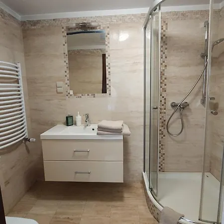 Poziom 986 Lejlighedshotel